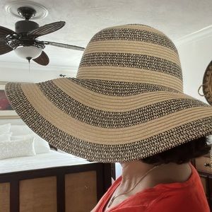 SunHat One size like New